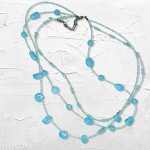 23A. Aqua Glass Silvertone Necklace